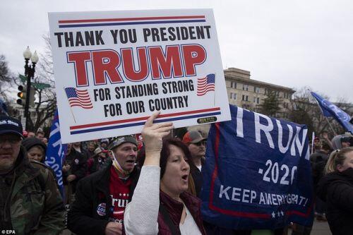 "Biển" người ủng hộ ông Trump đổ về, thủ đô Washington cấp tập ngăn bạo loạn
