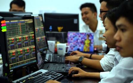 Giao dịch chứng khoán sáng 6/1: Tranh thu giao dịch