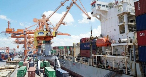 “Cỗ xe tam mã” vào vạch tăng tốc