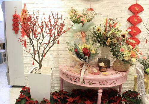 Giá đào đông chơi Tết 30 triệu đồng, nhìn như cây giả mà đắt không tưởng