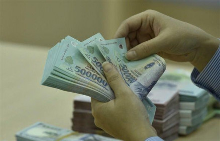 Ngân hàng, doanh nghiệp ‘hồi hộp’ chờ sửa Thông tư 01 sắp hết hạn