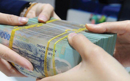 Lãi suất tiền gửi kỳ hạn 12 tháng trở lên cao nhất 6,8%/năm