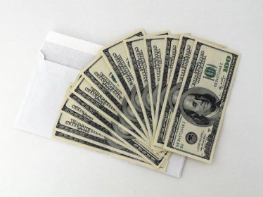 Tỷ giá USD hôm nay 12/1: USD hồi sinh mạnh từ đáy