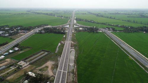 Đường bộ chuẩn cao tốc Lộ Tẻ-Rạch Sỏi xuyên miền Tây đi vào khai thác