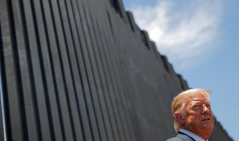 Một tuần trước khi rời nhiệm sở, ông Trump thăm "di sản" lớn nhất nhiệm kỳ