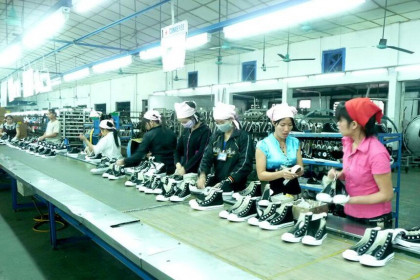 Xuất khẩu da giày, túi xách năm 2020 giảm 2 tỷ USD