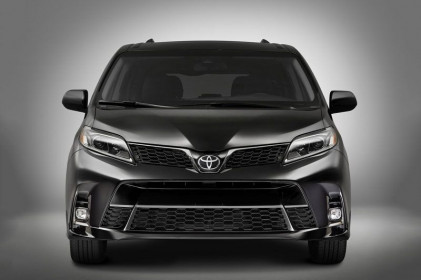 Top 10 xe hơi bền bỉ nhất thế giới: Toyota áp đảo