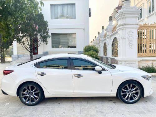 Xe mới hết giảm thuế, ô tô lướt "cháy" hàng, giá tăng mạnh