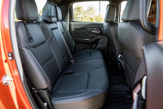 3 phiên bản Isuzu D Max 2021 sắp bán tại Việt Nam có gì?
