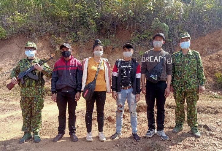 Hơn 10.000 cán bộ, chiến sĩ biên phòng rải ở biên giới để ngăn Covid-19 và tội phạm