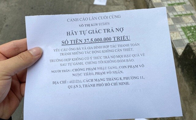 Hốt hoảng "sập bẫy" tín dụng đen, lãi suất "cắt cổ" 300%