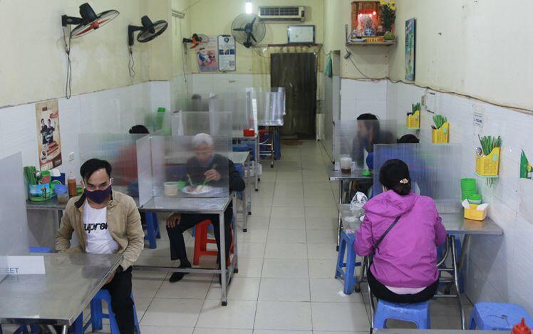 Hà Nội: Quán bar, vũ trường tạm dừng hoạt động từ 0h đêm nay