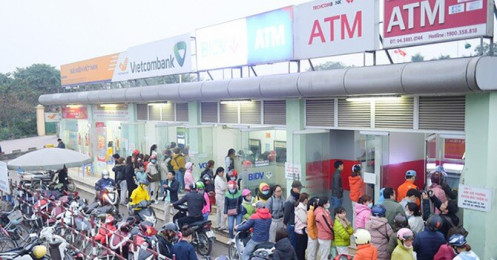 Lãi suất tăng vọt trên thị trường liên ngân hàng