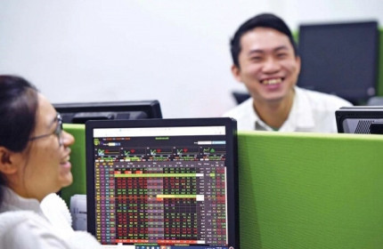 Tâm lý hưng phấn lan tỏa, VN-Index bứt phá hơn 35 điểm