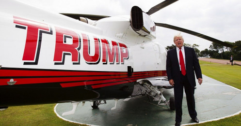 Ông Trump bị tước đặc quyền ở quê nhà