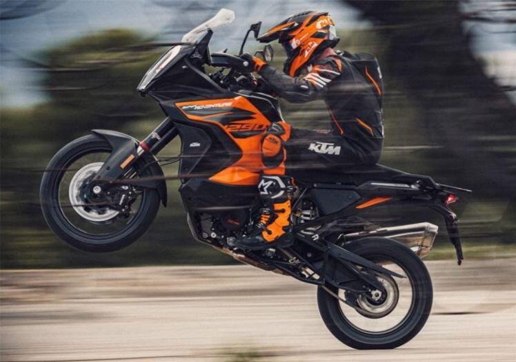 Chi tiết KTM 1290 Super Adventure S 2021 vừa trình làng