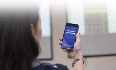 Sóng nhà đầu tư mới trên thị trường chứng khoán toàn cầu