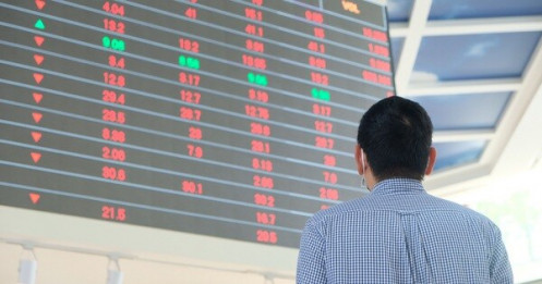 'Tháo chạy' khỏi cổ phiếu hàng không, săn mua cổ phiếu dược phẩm khi hay tin COVID-19 phức tạp