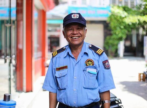 Nhà giàu thuê bảo vệ dịp Tết, mỗi ngày hàng triệu đồng vẫn khó tìm người