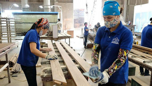 Xuất khẩu gỗ thu trên 1,25 tỉ USD ngay trong tháng đầu năm 2021