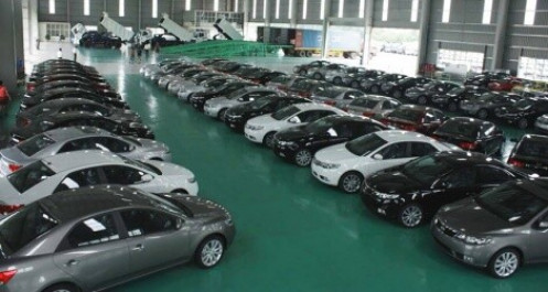 Hết ưu đãi lệ phí trước bạ, doanh số bán ô tô tụt 45%