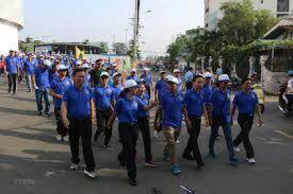 Sợ thiếu nhân công sau Tết, nhiều doanh nghiệp muốn tuyển hàng nghìn người