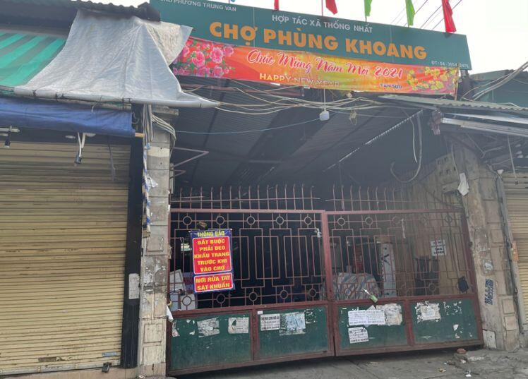 Hà Nội: Dịch vụ ăn uống tăng giá đầu năm mới
