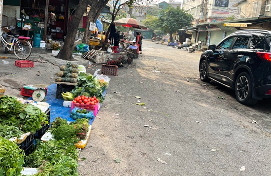 Hà Nội: Dịch vụ ăn uống tăng giá đầu năm mới
