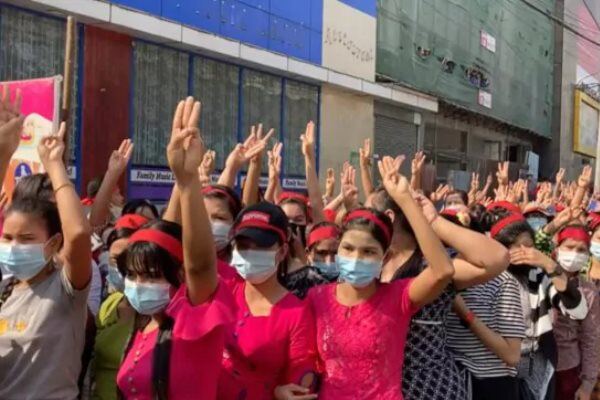 Tương lai của ngành may mặc Myanmar nguy ngập