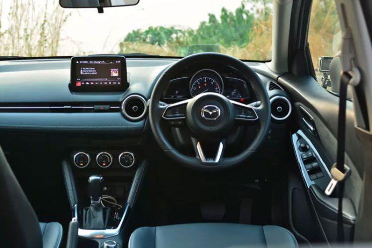 Mazda2 2021 trình làng với giá từ 422,54 triệu đồng