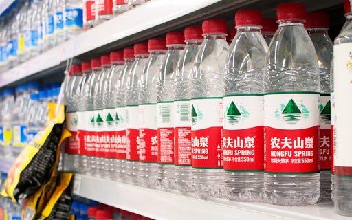 Zhong Shanshan: Người biến nước thành "vàng"