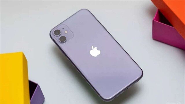 Những yếu tố khiến iPhone luôn có giá cao ngất ngưởng