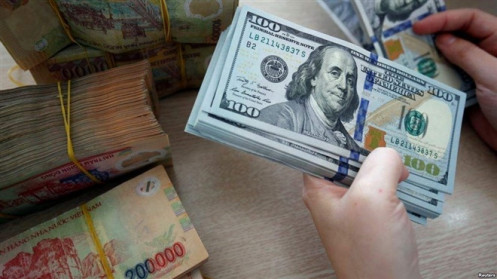 Tỷ giá USD ngày 16/2: USD tiếp tục giảm sâu, nguy cơ chạm đáy thảm