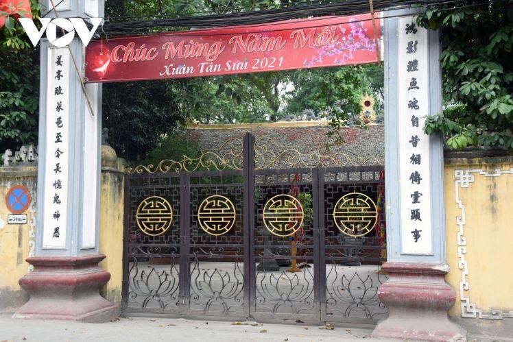 Một số quán ăn, quán cafe tại Hà Nội vẫn mở cửa bất chấp lệnh cấm