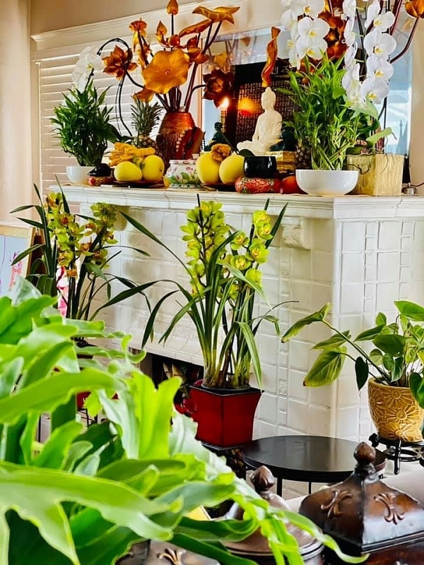 Biệt thự có 112 ô cửa của Thúy Nga ở Mỹ "khoác áo mới" trong dịp Tết