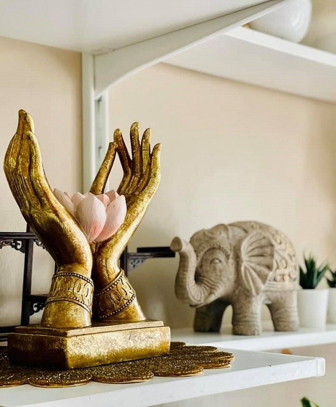 Biệt thự có 112 ô cửa của Thúy Nga ở Mỹ "khoác áo mới" trong dịp Tết