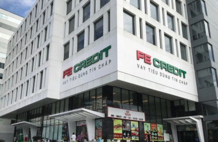 Định giá cổ phiếu VPB tăng vọt nhờ kỳ vọng vào thương vụ bán vốn FE Credit