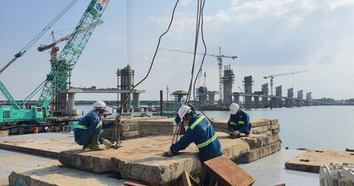 Các đại dự án tăng tốc