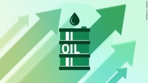 Dầu vọt hơn 2% khi dự trữ nhiên liệu tại Mỹ giảm