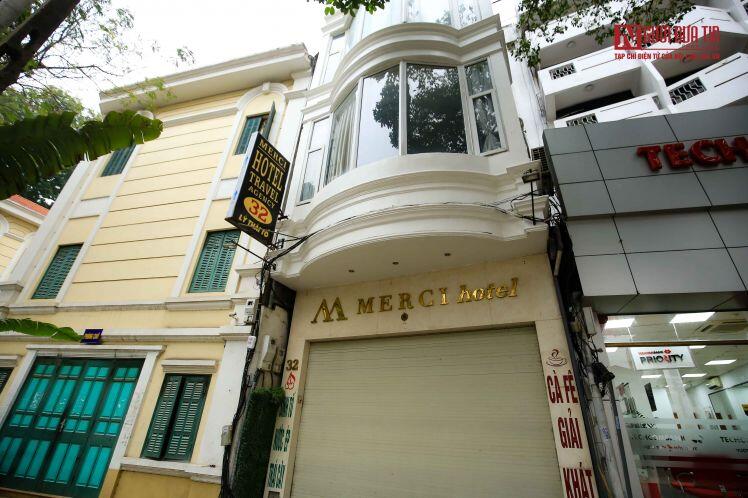 Hà Nội: Cận cảnh hàng loạt khách sạn đóng cửa, rao bán