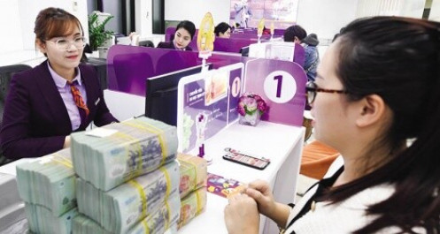 Ngân hàng tư nhân trỗi dậy, lãi lớn nhờ đầu tư trái phiếu, cho vay lĩnh vực rủi ro cao