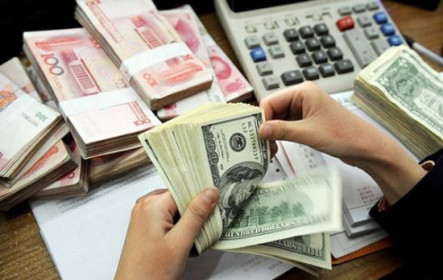 Tỷ giá USD trong ngân hàng và trên thị trường cùng tăng