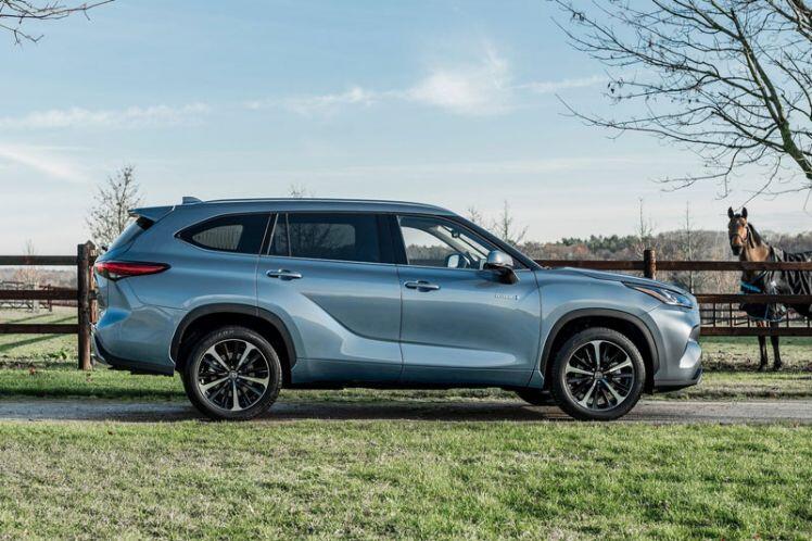 Top 10 xe SUV 3 hàng ghế lý tưởng nhất cho gia đình năm 2021: Kia Sorento đứng thứ 8