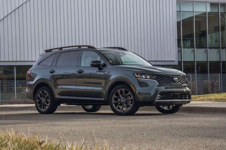 Top 10 xe SUV 3 hàng ghế lý tưởng nhất cho gia đình năm 2021: Kia Sorento đứng thứ 8
