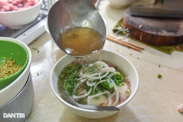 5 quán phở Hà Nội vừa ngon vừa "độc", nổi tiếng bậc nhất Hà Thành