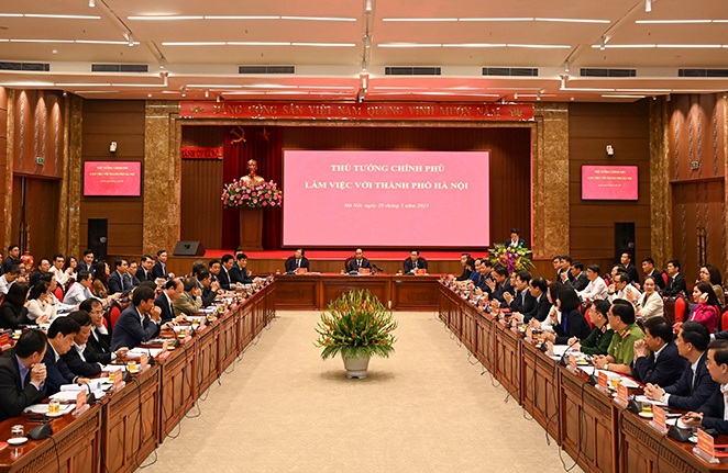 Tại buổi làm việc với Thủ tướng Nguyễn Xuân Phúc mới đây, lãnh đạo TP. Hà Nội đưa ra nhiều kiến nghị,  ...
