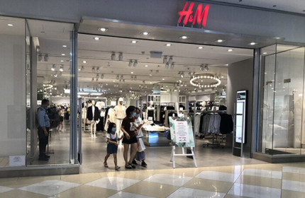 Làn sóng tẩy chay ảnh hưởng ra sao đến hoạt động kinh doanh của thương hiệu H&M?