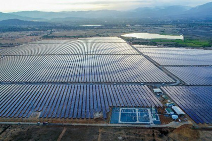 Quí 1-2021, nguồn điện từ năng lượng tái tạo tăng 180%, điện nhập khẩu giảm 58%