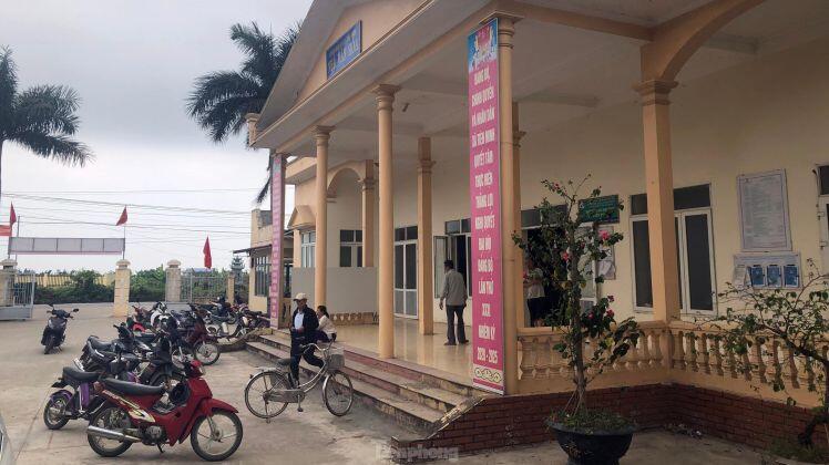 Tạm đình chỉ 2 công an viên vụ thu 100.000 làm căn cước gắn chip ở Hải Phòng
