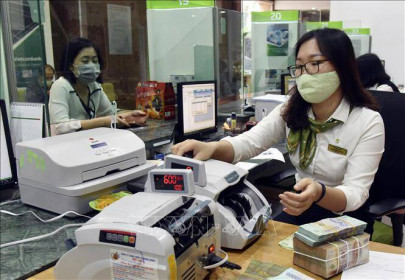 Mặt bằng lãi suất thấp, dòng tiền đang chảy về đâu?